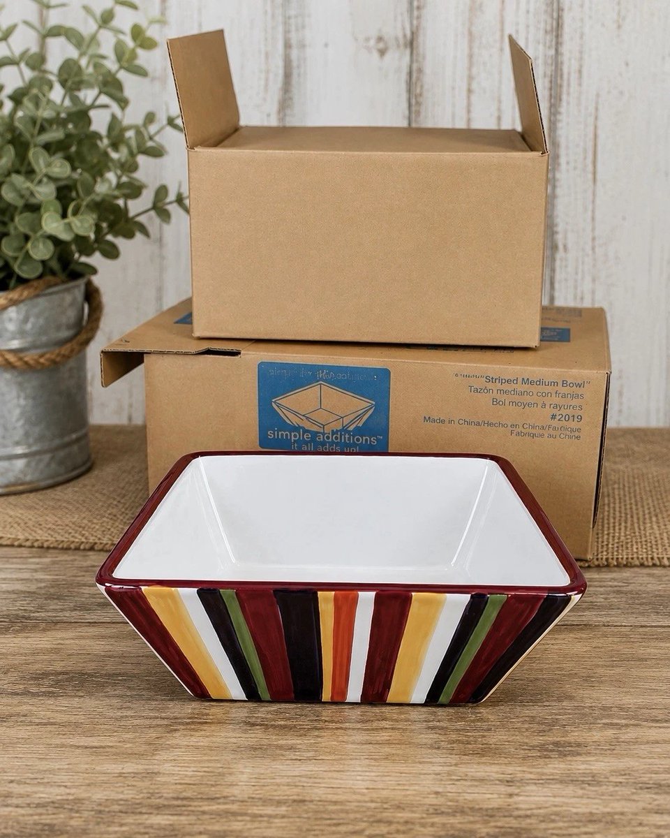 rusticrelics04's tweet photo. The Pampered Chef Simple Additions Striped Medium Bowl #2019 - New in Box! https://t.co/tdediqEBQy #eBay via @eBay #PamperedChef #SimpleAdditions #Kitchenware #NewInBox #NIB #HostessGift #Tableware #StripedBowl #ServingBowl #PamperedChefBowl #KitchenDecor #ChefAtHome #Dishware https://t.co/aovHa1R9aY