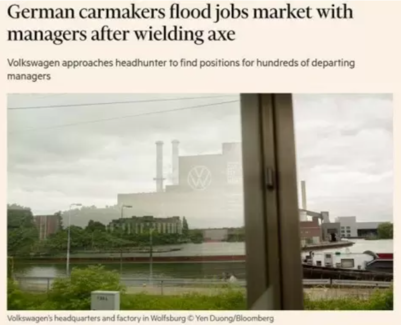 Pouchkine32's tweet photo. Seit Jahren erzählt die Politik, Deutschland fehlten die Fachkräfte.
In den vergangenen Tagen haben Porsche, BMW und Volkswagen angekündigt, genau diese Leute in Zehntausenden loszuwerden. Ingenieure, Entwickler, Planer. Die Bundesagentur für Arbeit meldet  3 Mio. Arbeitslose🤡 https://t.co/6uDEVImofb