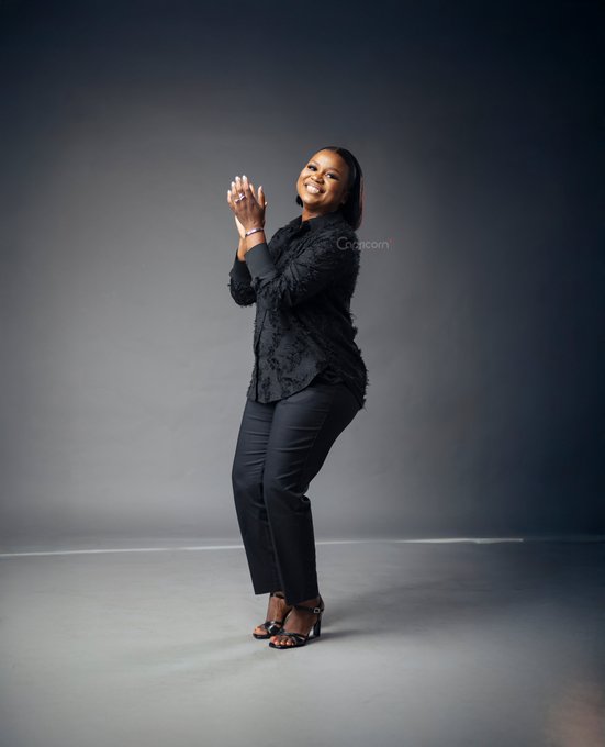 CapricornFM's tweet photo. Your Friday mid-morning is in good hands with @Hlekanis on the #CapricornExperience!

Join the conversation, share your highlights from #TheWeekThatWas via WhatsApp on 079 899 6226. https://t.co/Fj2idAcwib