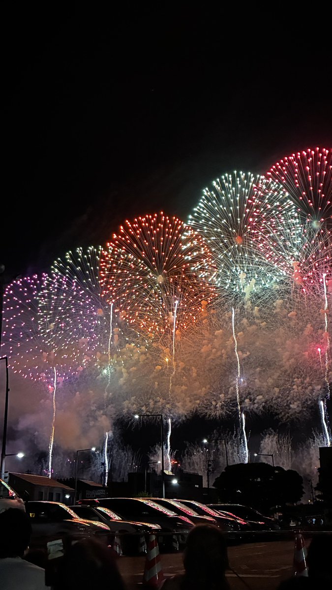 ryu451814's tweet photo. 2日目
ながおかはなび
#長岡大花火 https://t.co/T3AY4L3jWn