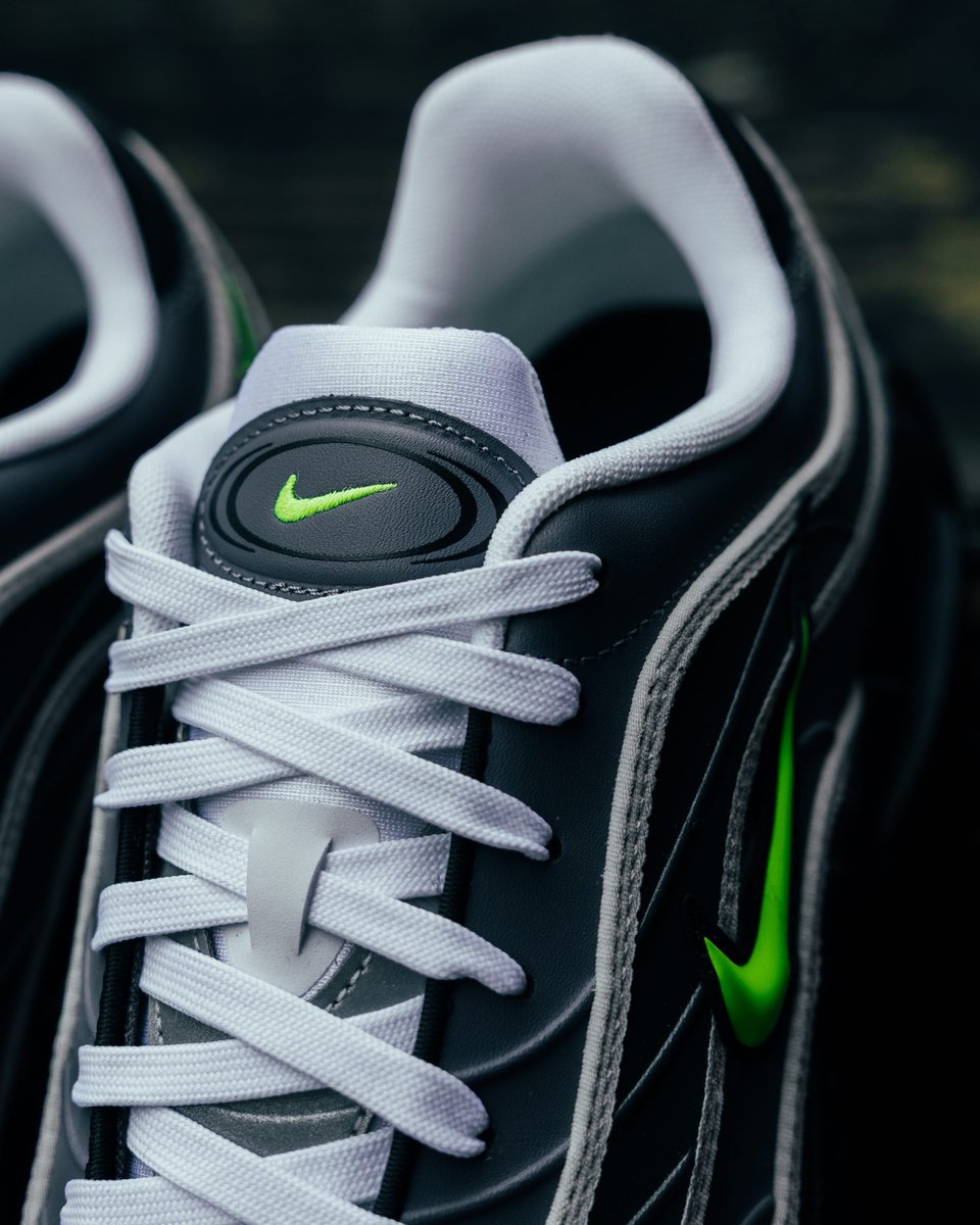 DTLRVILLA's tweet photo. The #Nike Air Max Joga Bonito 'NEON' is available in-store and online. 

Link to Nike: https://t.co/9nG4P7yS3b https://t.co/fqpuemvMGK