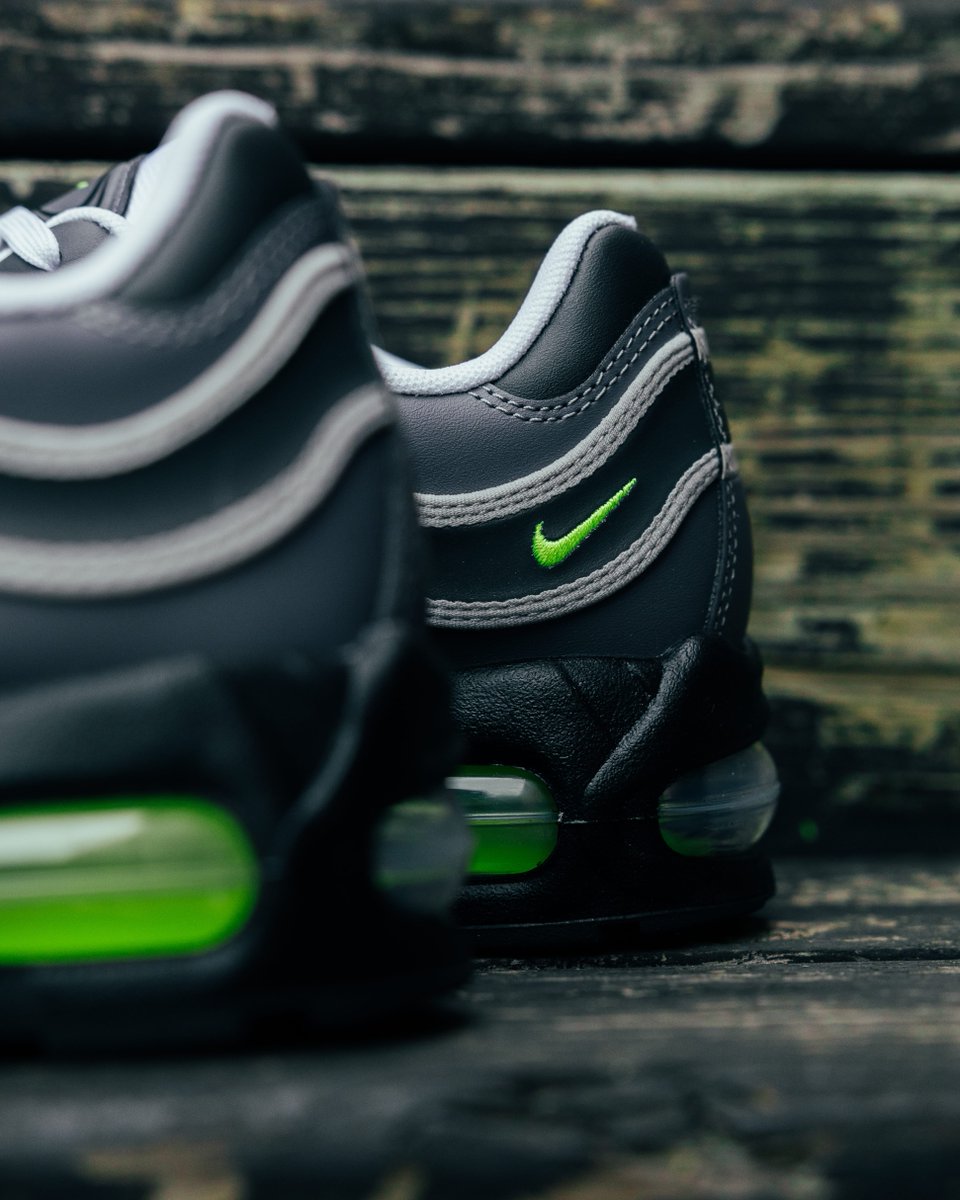 DTLRVILLA's tweet photo. The #Nike Air Max Joga Bonito 'NEON' is available in-store and online. 

Link to Nike: https://t.co/9nG4P7yS3b https://t.co/fqpuemvMGK