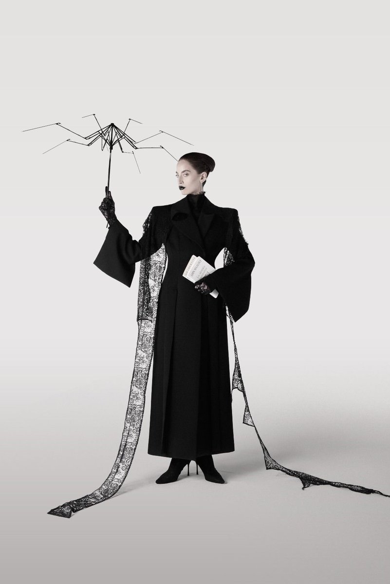 Neo2_Magazine's tweet photo. Fashion Award del Institut du monde arabe no solo sirve para conocer diseñadores de moda del mundo árabe. De hecho, el objetivo es dar voz a creativos artesanales y una estética diferente. https://t.co/b2BjMJPTIp https://t.co/Lk4vQAqCnt