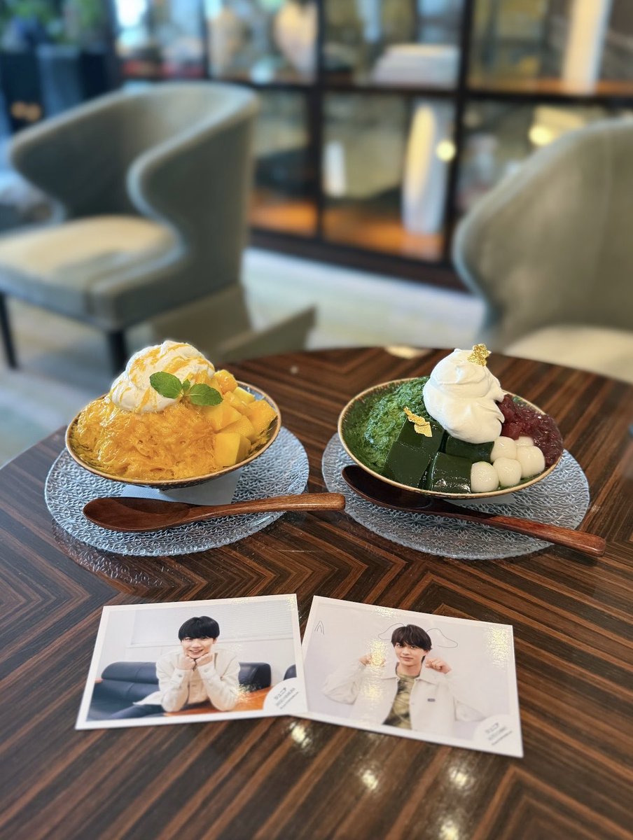 hamuluv86's tweet photo. パレスホテルのかき氷🍧🩵 https://t.co/GyNRdE8C1x