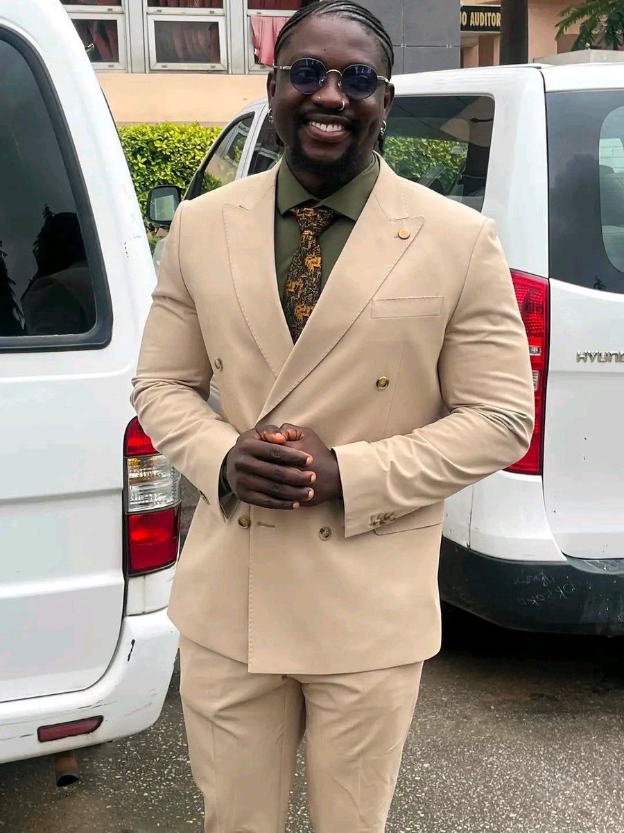 Jojooflele_'s tweet photo. My man ❤️🥰
I love you with all my life, our wedding  loading ....... https://t.co/h0Bu9lZVG0