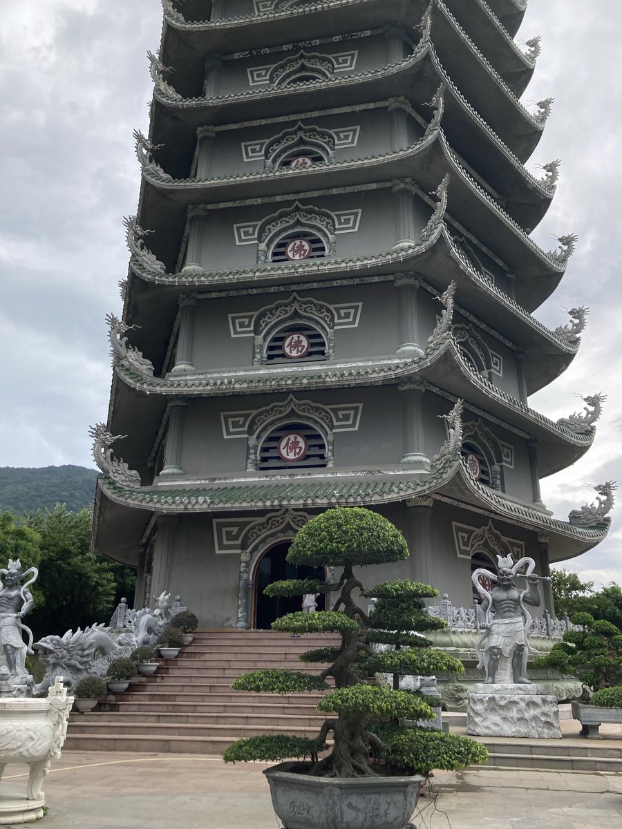 olizaytun's tweet photo. Visiting this place was definitely unexpected. ✨
Surrounded by mountains and greenery… and somehow just opposite the sea. https://t.co/dcNq48MIV6