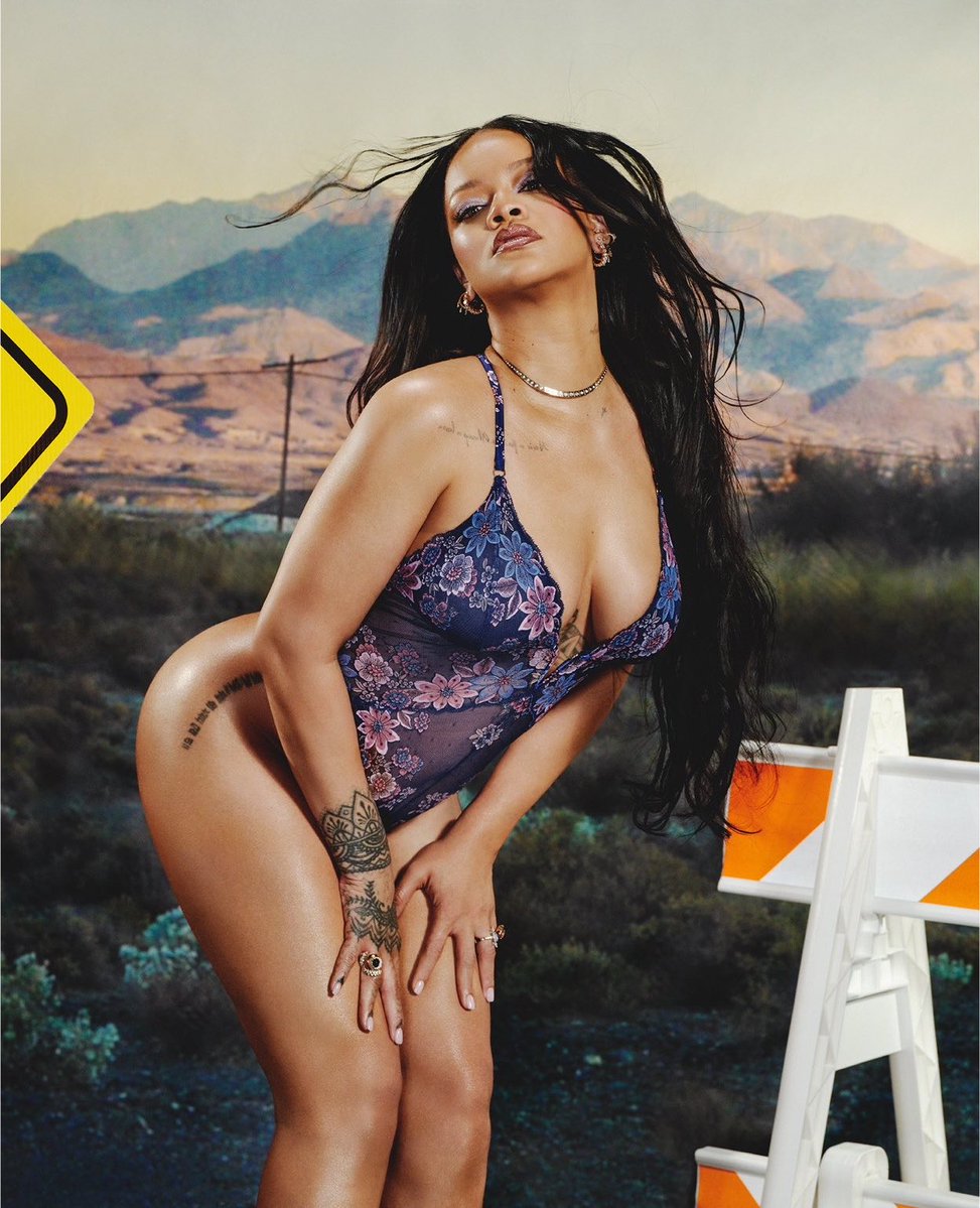 Rihanna | HQ tweet media