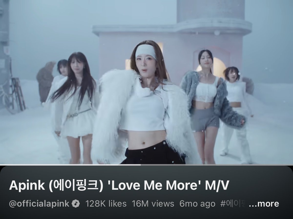 krys_joo's tweet photo. this is so random fact but i just notice apink did not include or centered men in their music videos storyline for 14years even most of their title tracks were about love and relationships😭 REAL DIVAs https://t.co/K3GY7te9GM