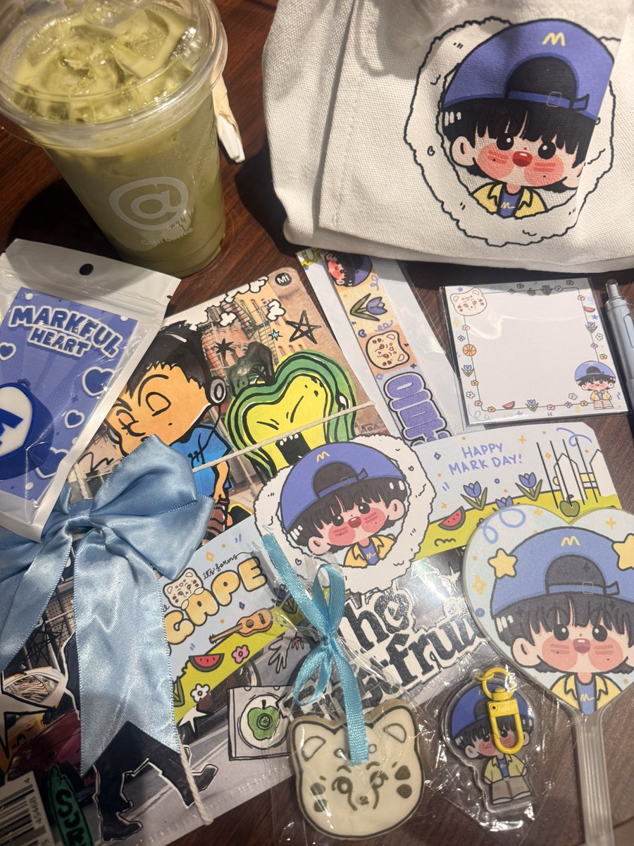 cartlisa1's tweet photo. wts lfb ph

remfolio / mark lee agape dumpling bag - ₱200

- unused
- rfs: ‘di ko kasi siya magagamit :<

dm to claim! https://t.co/AM9bWroXm9