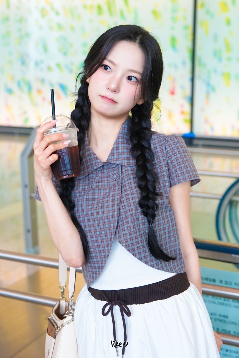 like_u_tokki's tweet photo. 260718

😐😏🥤💕💕

#Kep1er #최유진 #ユジン
#케플러 #유진 #YUJIN https://t.co/rZewzY1OhP
