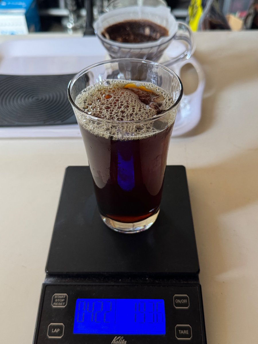 miyoshi2357's tweet photo. 我　最近　毎朝アイスコーヒー淹れる https://t.co/YKJofRI2YK