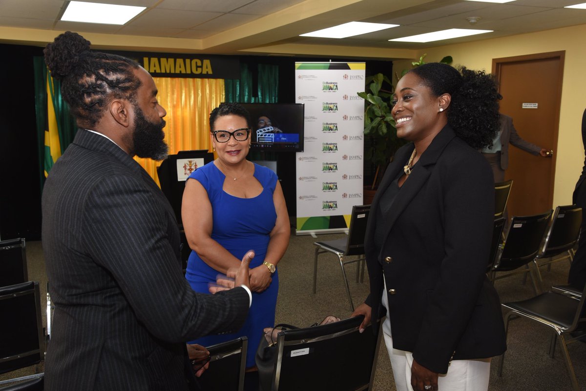 Jamprocorp's tweet photo. JAMPRO’s Exporters Information Session brought together trade, standards &amp; IP experts to help local businesses prep for international markets. From documentation to certification — a full morning of practical export guidance.

#UnlockingGrowth #InvestJamaica #DoBusinessJamaica https://t.co/y3lDpCeQkR