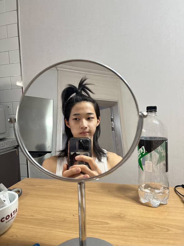 taang2's tweet photo. 야랄수준 https://t.co/XAHyWMI8NF