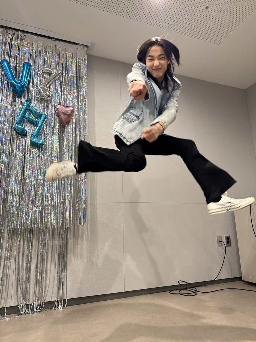 taang2's tweet photo. 야랄수준 https://t.co/XAHyWMI8NF