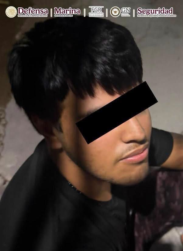 C13Tapachula's tweet photo. 🔴#ÚltimaHora | Fue detenido en Sinaloa José Manuel “N”, alias “El Tito”, uno de los objetivos más buscados en Chiapas, quien cuenta con una orden de aprehensión por el feminicidio de Beany Lozano y por quien la Fiscalia ofrecía una recompensa de hasta medio millón de pesos. https://t.co/4afNGb3McN