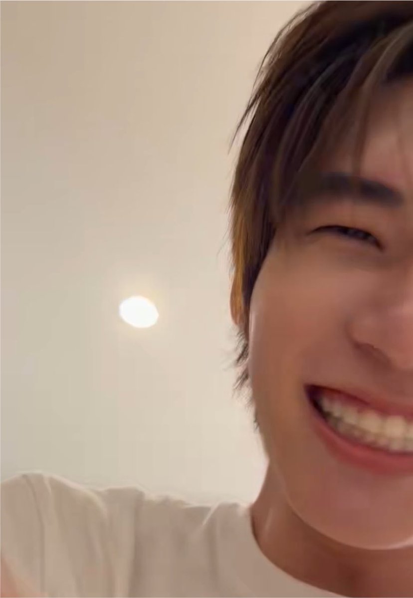 yueuany's tweet photo. (｡◠ ᗜ ◠｡) https://t.co/ikGPWw7h9i