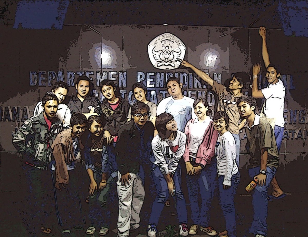 haefaazhar's tweet photo. @nenganchi Kak, aku ikutan tesnya juga pas di Jakarta. Seangkatan denganmu. Aku perwakilan Bandung, Jawa Barat. Gak nyangka ya pernah seruangan  ngerjain tes sama Raisa dan Gita Savitri 🙏🏻 https://t.co/Ny0Zp6zo4e