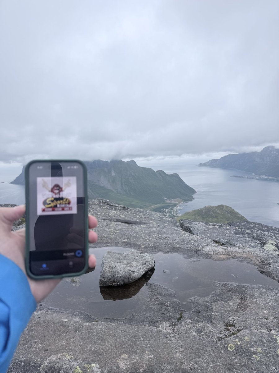 mike_T_smith's tweet photo. Listening to Robert Allen and Friends on  @TriplePlayRadio while we hike 🇳🇴 .. wife is learning the depth chart! Football can’t start any sooner.. @RAllenGoPokes  @zlancaster91 https://t.co/Cg5D0oPf1w