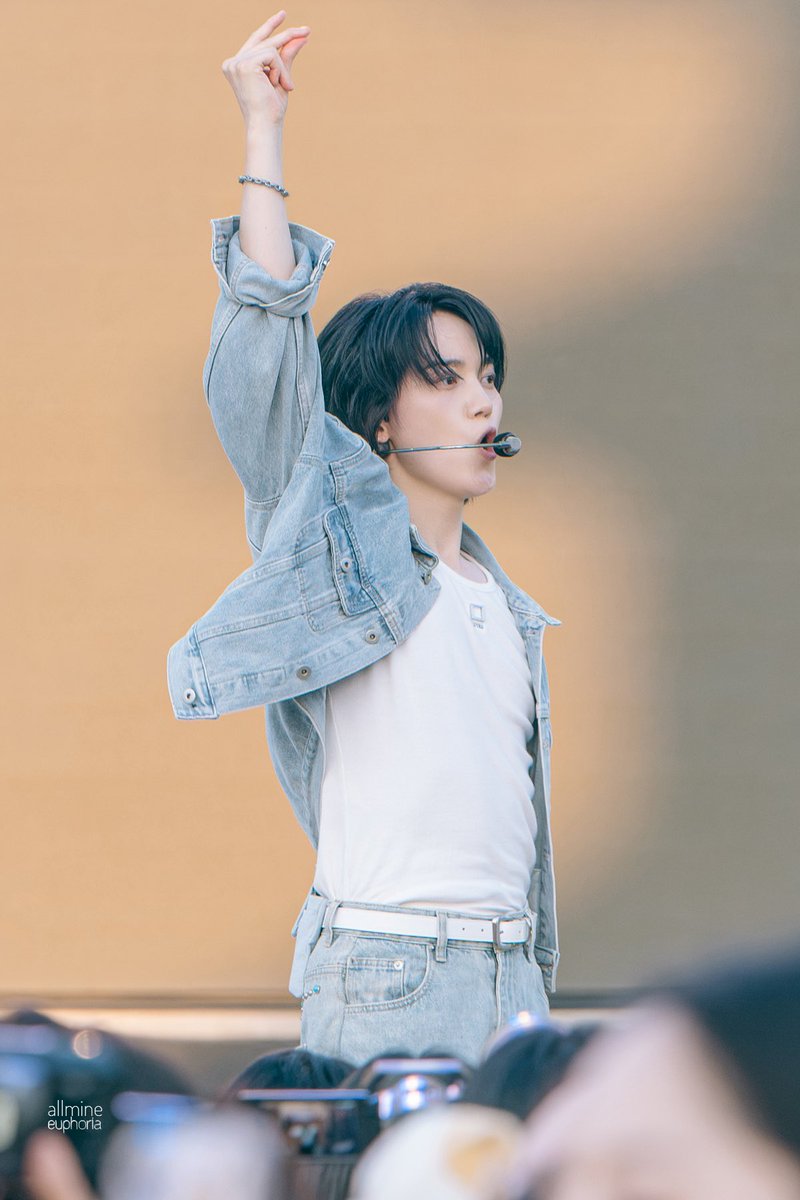 allmineEuphoria tweet picture