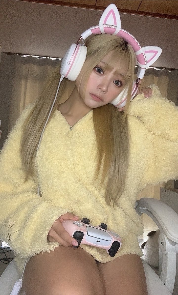 HiroFre_Studio's tweet photo. 広フレスタジオ撮影会「如月たま」

撮影枠②、③、④ご予約いただきました📸
残り枠①10:00〜11:00のみです💨

引き続き宜しくお願いいたします✨
#広フレスタジオ #広フレ撮影会 #広島撮影会 https://t.co/FYROImMwjs
