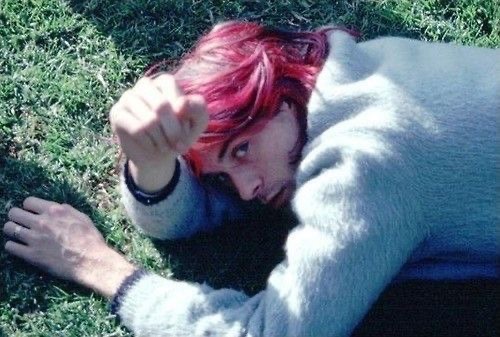 hourly_cobain's tweet photo. https://t.co/5mOIy8Ga62