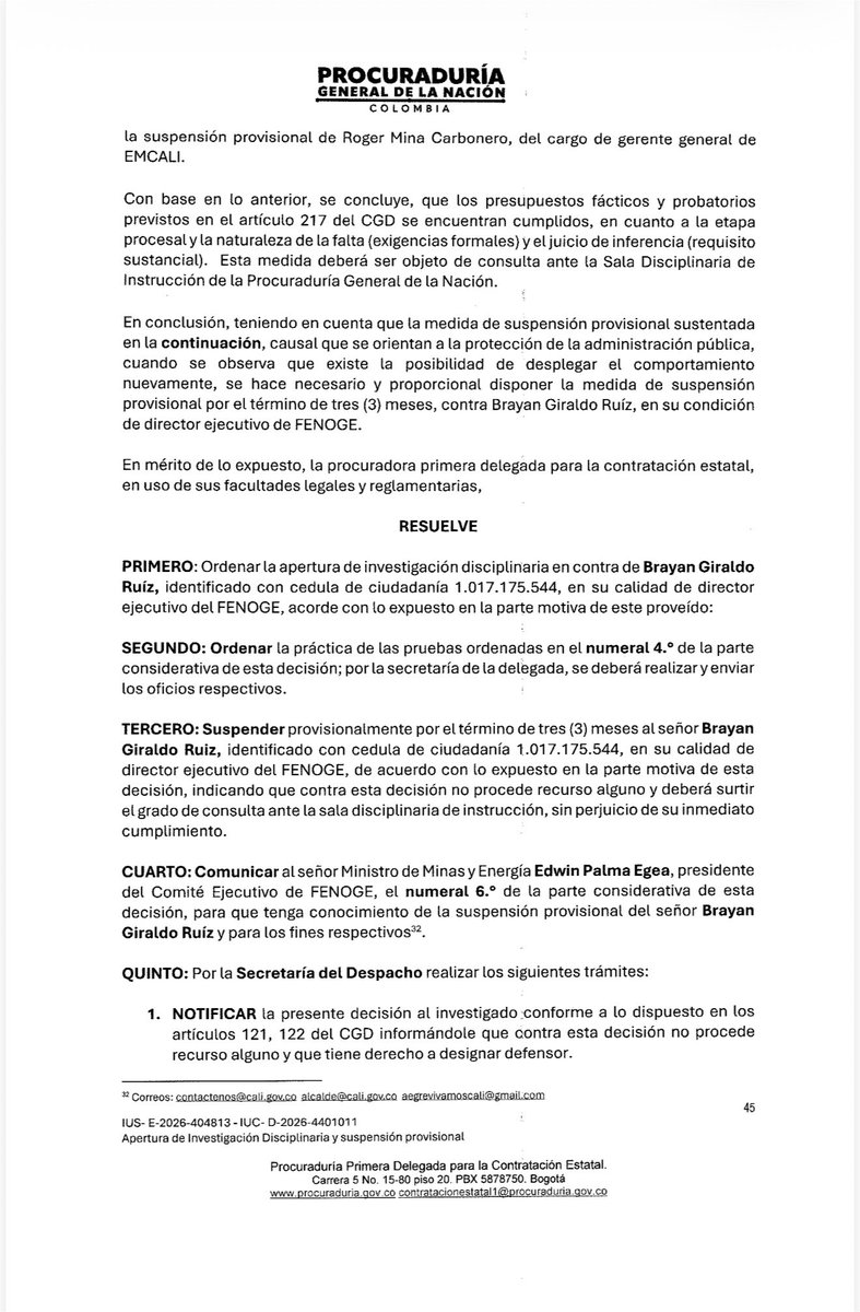 ricarospina's tweet photo. Atención: La @PGN_COL suspendió por tres meses al director de @FondoFenoge Bryan Giraldo Ruiz, tras encontrar presuntas irregularidades en el polémico proceso de contratación para mantenimiento, monitoreo y gestión de paneles solares. Vía @BluRadioCo https://t.co/0HFhrTlQHU