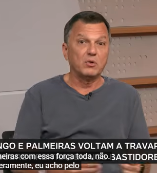 liberta___depre's tweet photo. Mauro Cezar Pereira no Posse de Bola, do Canal UOL, sobre o futebol apresentado pelo Palmeiras de Abel Ferreira: 'Não credencia ser favorito a nada'

"O futebol do Palmeiras não credencia pra tá com faca e queijo na mão nenhum. Nenhum, nenhum, nenhum. Sério. O futebol do Palmeiras não credencia ser favorito a nada, sinceramente. Do Brasileiro até pode ser, pelo que já falei aqui. Os outros não existem, mas do mata-mata... O Palmeiras perdeu para o Cerro Porteño, gente, em casa. Vai jogar de novo com o Cerro. E o segundo jogo é fora. Qual é a certeza que a gente tem que o Palmeiras vai passar pelo Cerro Porteño ou pelos outros que virão?

O futebol do Palmeiras é muito aquém do que deveria ser, a gente não pode esquecer disso. Se fosse um time jogando muito bem, como pode pelo material humano que possui, poderia ser esse favorito. Mas não vejo não, acho que passa muito longe disso e acho que isso deveria ser mais falado em coletiva. E não é falado. Especialmente a coletivo de técnico. Por que o time não joga tudo o que pode?"

Via: @UOLEsporte 

📷Uol / 📷Cesar Greco