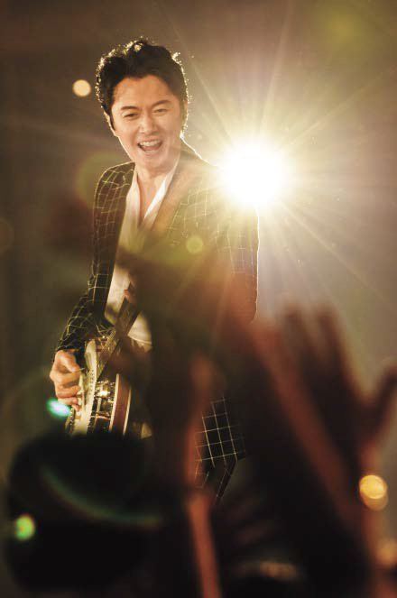 monlyone05's tweet photo. 明後日がもうライブ初日とか✨！平日だから余計に早く感じる😂東京行く事本当多くなったな💡ー、て事で今日はこの4つ😊CITIZENのやっぱり大好きだな💕ライブの規模が大きくなったりしても、考えてる事や感じてる事ってこの時と変わらないんだろうなぁって感じてる🍀置いてく😆🙌❤️
#BROS1991
#福山雅治 https://t.co/LTehEzbYvE