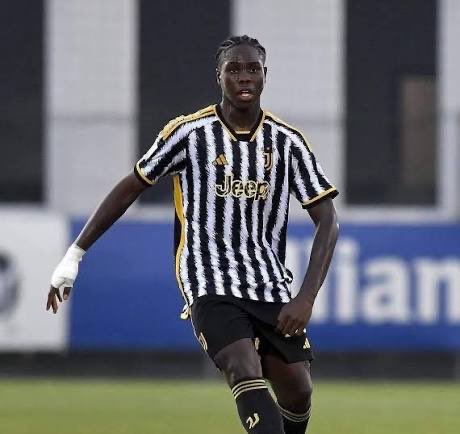 juvewire's tweet photo. I really hope #Juventus do not let Augusto Owusu leave. Hellas Verona are reportedly interested. 

If they do, they better put a buy back option. https://t.co/SRCXTp7vOt