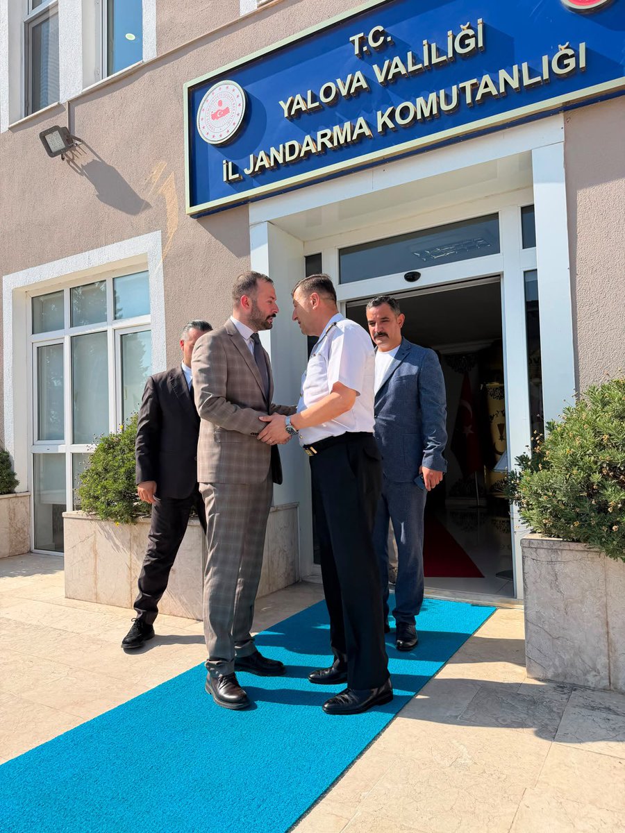 yalovaocak77's tweet photo. İl Başkanımız Sayın Soner ŞAHİN, Yalova İl Jandarma Komutanı Kur. Alb. Sayın Ercan ALTIN'ı ziyaret etti. Misafirperverlikleri için kendilerine teşekkür ederiz. 

@ayyildirim1 
@SonerSahin_06 https://t.co/modeufIxkc