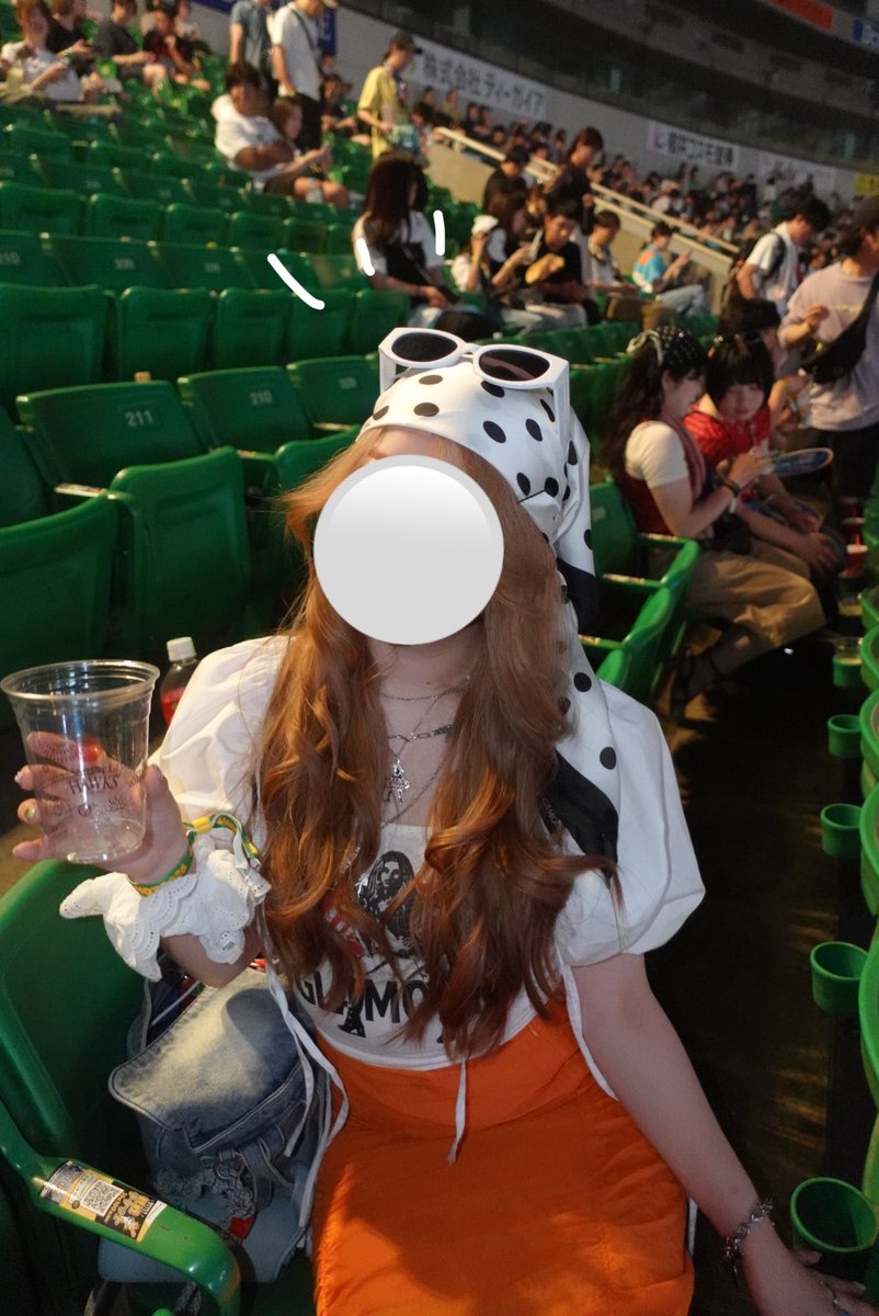 Spitz_ran's tweet photo. 初の𝑵𝒖𝒎𝒃𝒆𝒓 𝑺𝒉𝒐𝒕楽しかった─っ🩵🧡

音楽のパワーを感じてきました😿💕

bump、全部が心に突き刺さったよ、受け取ったよ😭
花の名、今まででいっちばん大好きだった。

初めましての羊文学。
やっと生で聴けた😭💕ロク漫祭も楽しみすぎる💖

優里最高だった、ハマっちゃったなア。 https://t.co/YRHug62vPB