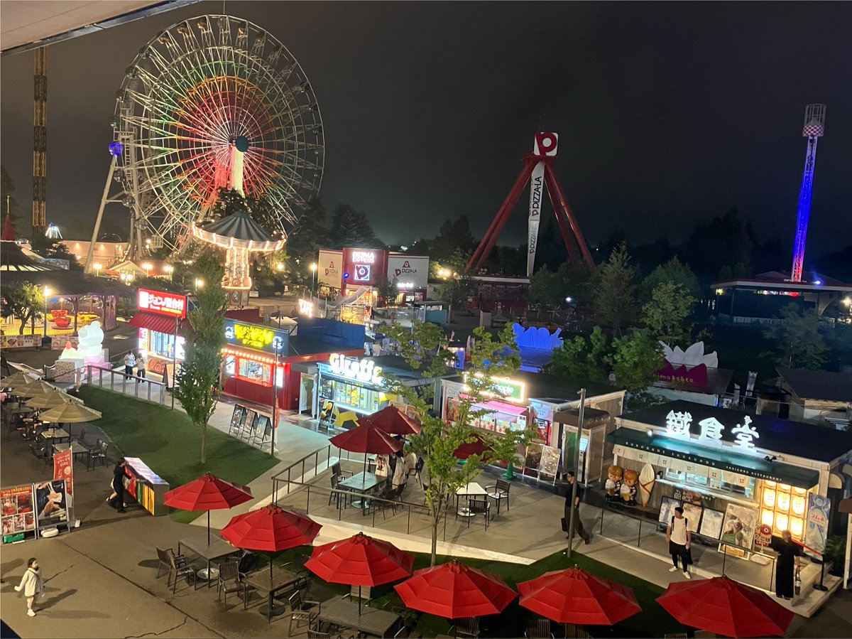 koumentame's tweet photo. 大人は途中だいぶのんびりした時間を過ごしつつ、結局朝イチから閉園まで楽しんでしまった☺️
バリバリ筋肉痛の足には辛かったけど良いほぐしになったはず！ https://t.co/fBRl75ouMo