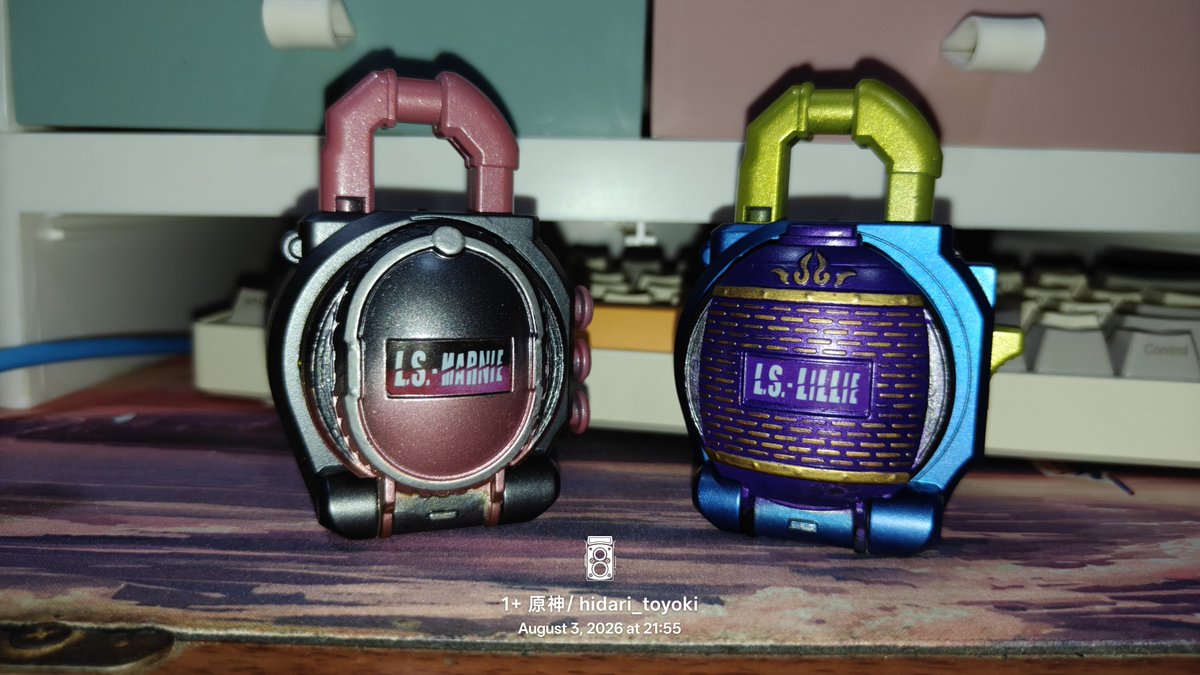 htoyoki_II's tweet photo. FINALLY! IT'S DONE! 🥹🥹🥹
Marnie &amp; Lillie Lockseed
Fruits based on Black Mango &amp; Kiwiberry😌😌😌

My #MarLie custom rider collections are slowly growing...😌😌😌 https://t.co/cXPEPZ4gHe