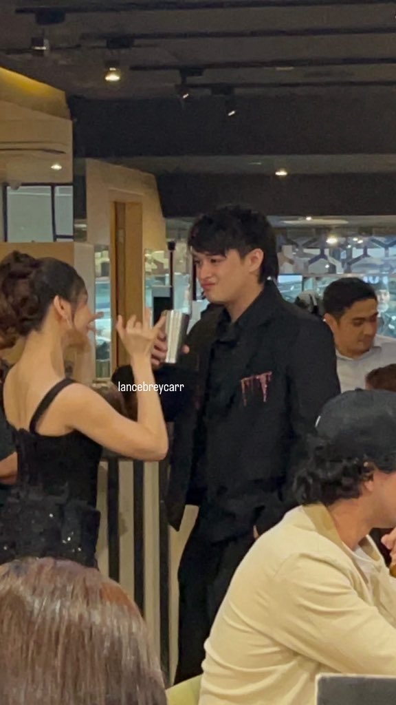 lancebrey001's tweet photo. dinner at boteyju😝❤️ https://t.co/7xhZmFigfK