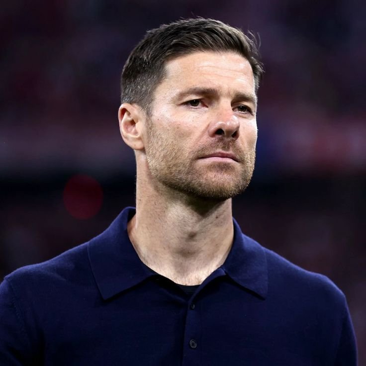 Shedyfooty's tweet photo. 🚨 BREAKING: Xabi Alonso has reportedly drawn up a list of TEN players who are not part of his plans for next season following the signing of his new contract with Chelsea.

• Pedro Neto 🇵🇹 
• Roberto Sanchez 🇪🇸  
• Liam Delap 🏴󠁧󠁢󠁥󠁮󠁧󠁿 
• Enzo Fernandes 🇦🇷..... below⬇️ https://t.co/hfwJLYm6AR