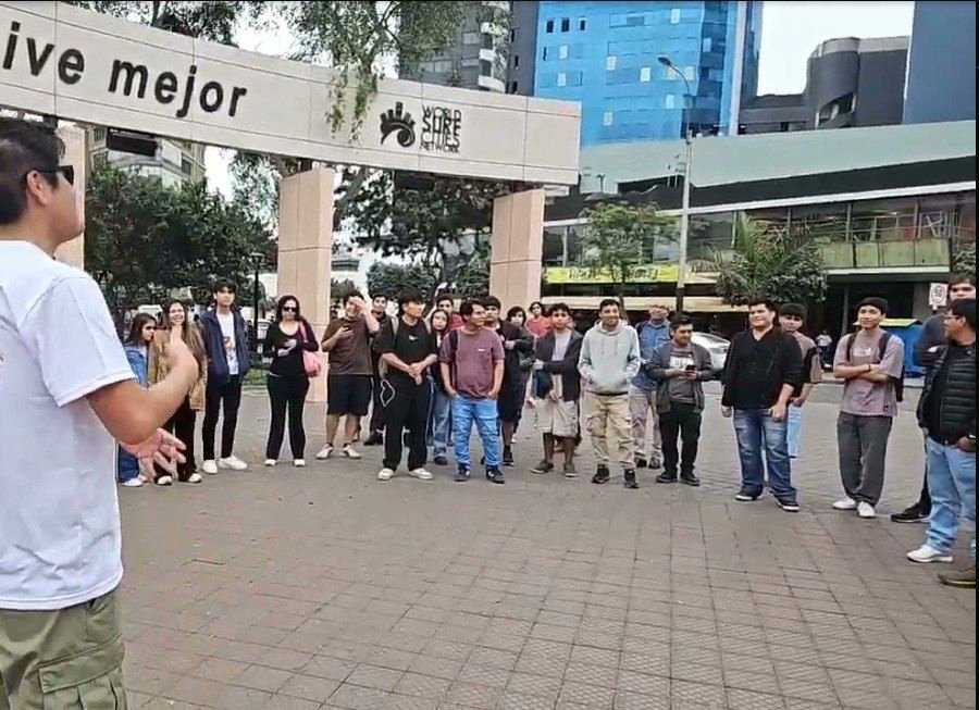 rollercoin_com's tweet photo. THE FIRST ROLLERCOIN MEETUP IN HISTORY WAS INSAAAAANE! 🐹

A huge thank you to everyone from our Peruvian community who joined us.

More than 80 people came together to meet, connect, and have fun with our ambassador @PieroMinarGanar  

You make this community better every single day.
Thank you so much, RollerCoin family in Peru! 

Now, our next stop is MADRID! See you this Friday, August 7, at Plaza Mayor at 6 PM!  🇪🇸
VAMOSSSSSSSSSSS