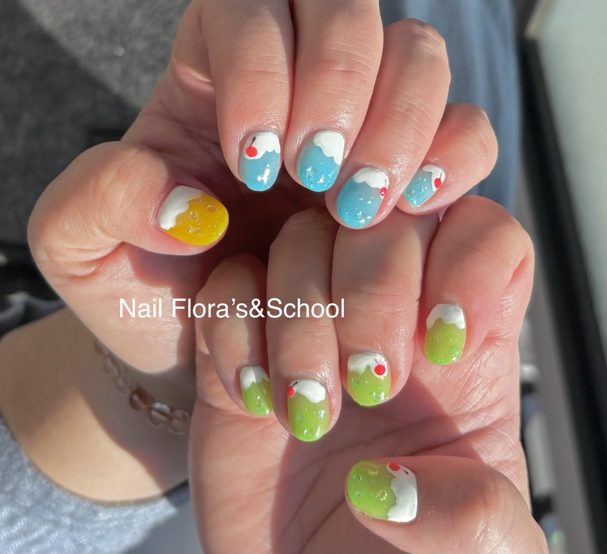 nailfloraschool's tweet photo. しゅわしゅわー！
ソーダ、メロンソーダにまぎれて、
ビールも1杯！

#越谷　#春日部　#ネイルスクール https://t.co/5GjCoXRQwl