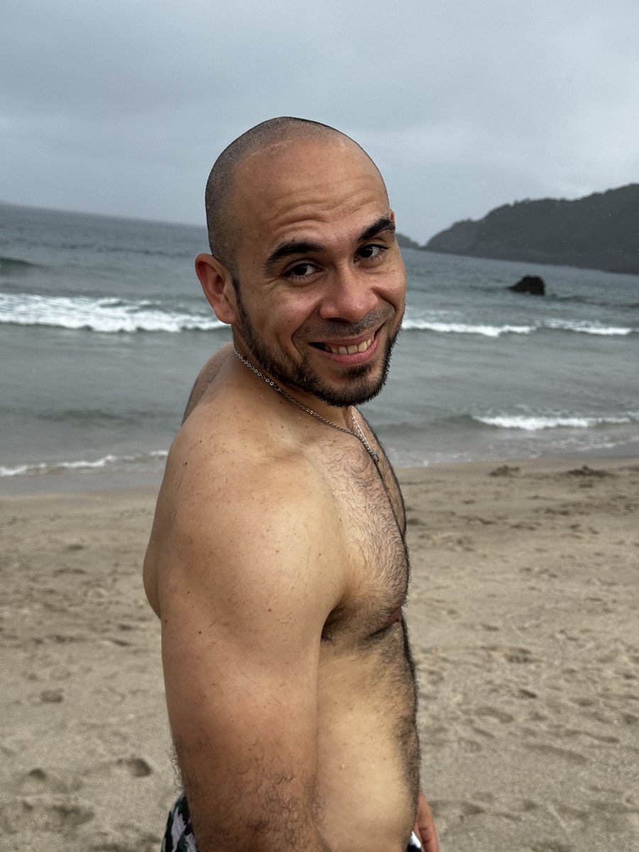 jhadcent's tweet photo. Islander’s place is by the sea 🌊 

島の人の居場所は海だ

#summer #beachside #Japan #海 #日本　#夏　#夏休み https://t.co/XG3s1R3vsH