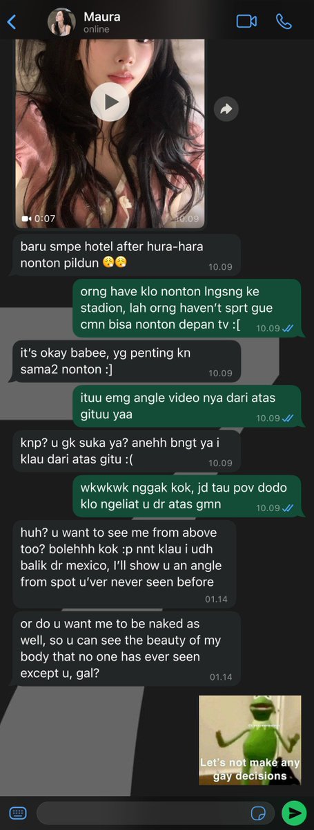 skyehunt_'s tweet photo. kelakuan tmn straight yg kalau chat lu kayak orang belok. (daily chatnya udh mulai ke pinggir jurang)

#winrina https://t.co/Jbb01Wvcs3