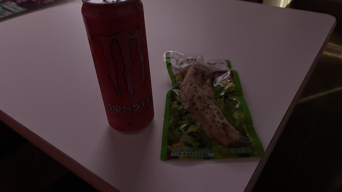 mokux2_Thursday's tweet photo. 詩書きとコーヒー（曲のタイトル）
雨とカプチーノ（曲のタイトル）
老人と海（曲のタイトル）
雲と幽霊（曲のタイトル）
強盗と花束（曲のタイトル）
サラダチキンとモンスター（曲のタイトル） https://t.co/8J9pwOS8Mz