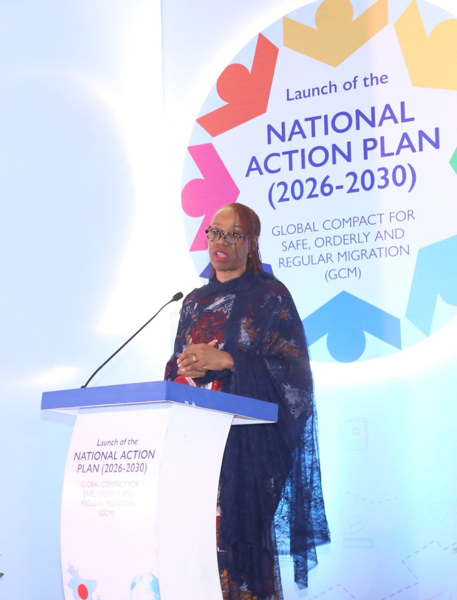 UNinBangladesh's tweet photo. 🌍 Great news for migration governance in 🇧🇩! 

Bangladesh launched the National Action Plan for Global Compact for Safe, Orderly &amp; Regular Migration.

With IOM DDG Ugochi Daniels, UN RC Carol Flore-Smereczniak, congratulates Government &amp; all partners on this important milestone. https://t.co/Mk3keflpqz