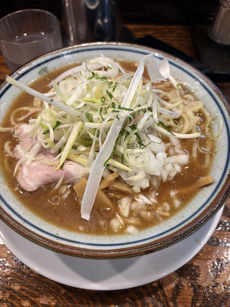 marakasu_456's tweet photo. 冷やし煮干しだよ。おおばちゃん https://t.co/nuWKTS9dTj