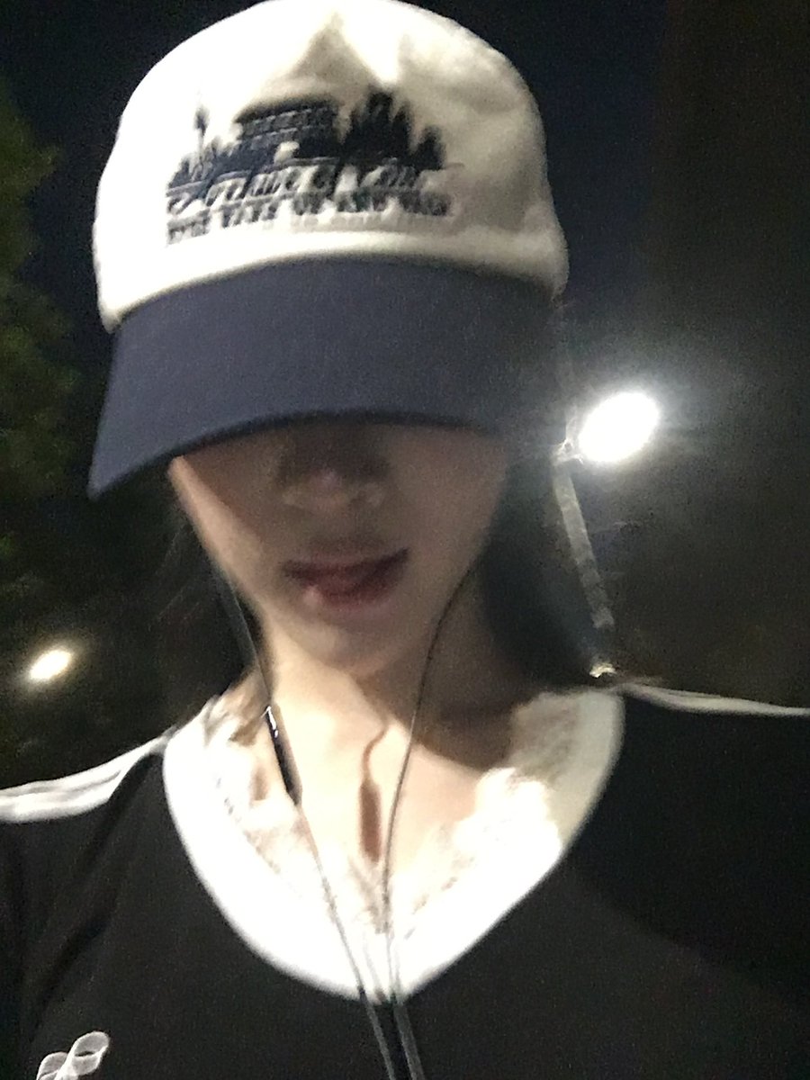 l_h4echan's tweet photo. naksir berat https://t.co/lswSQfQu7X