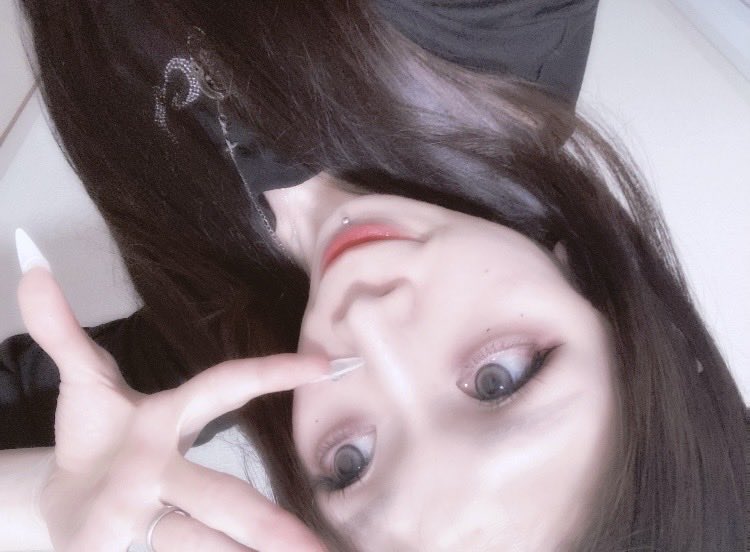 _nk666's tweet photo. 笑顔を作るのが極めて下手。
いつの間にか8月になってて笑えない…𐄑𐅁̂ ⩊፟ ̂𐅀𐄑
毎回スタジオが楽しい、上手くできなくても。
はやくライブがしたいわよ…𐄑𐅁̂ ⩊፟ ̂𐅀𐄑 https://t.co/KImfdv4Va2