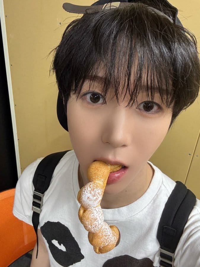 urmyluck0221's tweet photo. #사랑둥이_치치야_생일축하해료
#PuppyRyoDay
#シズニの星かがやくリョウちゃん

リョウちゃん、ハッピーバースデー ♡ https://t.co/ZJphyCpCJH