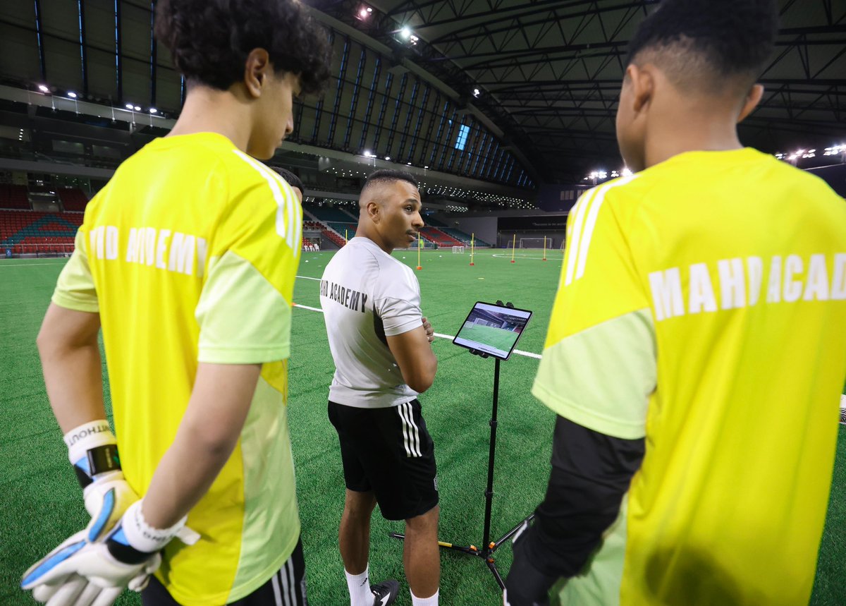 MahdAcademy's tweet photo. 📸 تتواصل تدريبات مواهب #أكاديمية_مهد الرياضية لرفع جاهزيتهم الفنية والبدنية قبل بداية الموسم الرياضي الجديد ، في معسكرهم الإعدادي في الدوحة https://t.co/QLV3P31EFJ