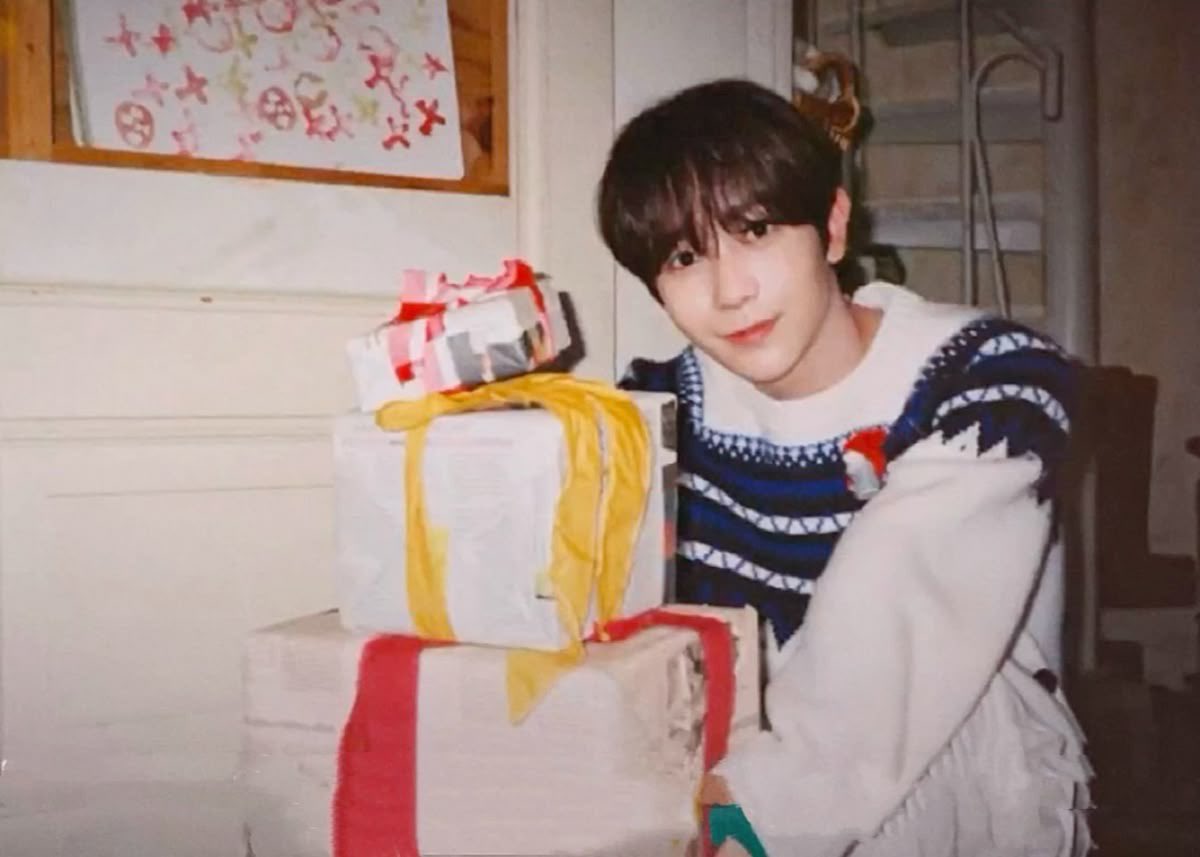 7znyou's tweet photo. 막내료생일축하해🤍

#사랑둥이_치치야_생일축하해료
#PuppyRyoDay
#シズニの星かがやくリョウちゃん https://t.co/M1ZLWE8i9N