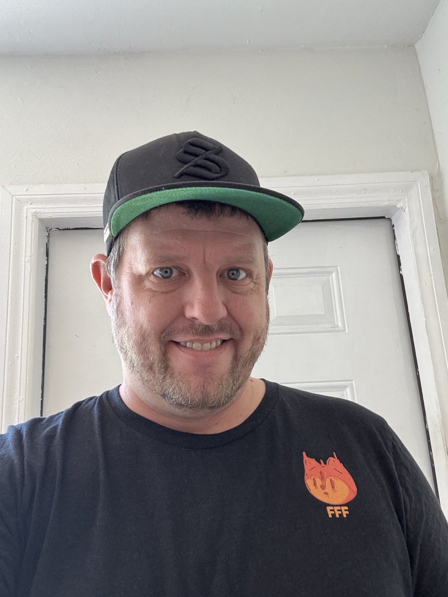 KC_web_3's tweet photo. Goooooood Morning Solana!!

I’ve got some BIG things in the works

Cannot WAIT to share more

This is going to be a HUGE couple months! https://t.co/9lDJOvS22z