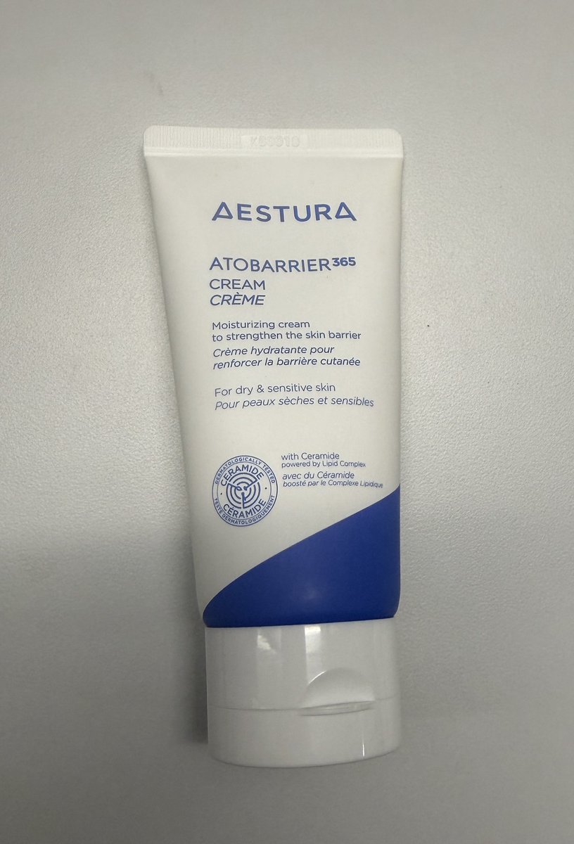 canuseemefromb's tweet photo. ส่งต่อ AESTURA Atobarrier365 Hydro Soothing Cream 80ml ใช้น้อยเหลือ80%++ ราคา 350 บาทรวมส่ง สนใจเดมมาได้เลยค่ะ #ส่งต่อสกินแคร์ #ส่งต่อสกินแคร์มือสอง #ส่งต่อคสอ #ส่งต่อคสอมือสอง #ส่งต่อเครื่องสำอาง #พรีเกาหลี #หิ้วเกาหลี #พรีญี่ปุ่น  #หิ้วญี่ปุ่น #สกินแคร์เกาหลี https://t.co/lLdAhWgmEi