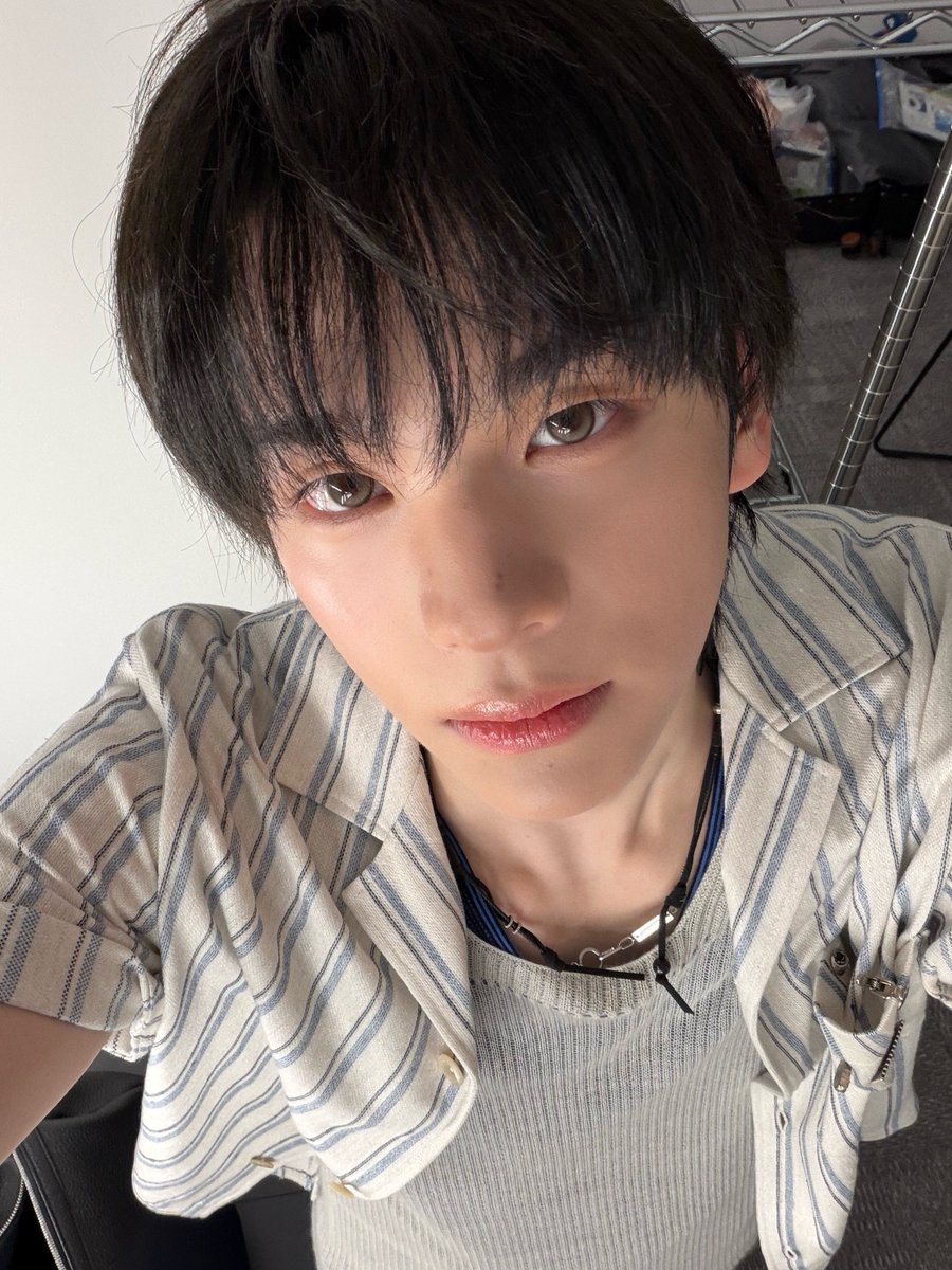 ampshinyu's tweet photo. 🤎🤍Photo Set Shinyu🦒🍓| Weverse 260803
#SHINYU #신유 #シニュ #TWS #투어스 #247WithUs https://t.co/3GXNAUfbRQ